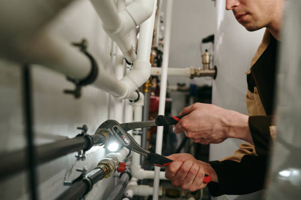 Best Faucet Repair  in Silverton, OR